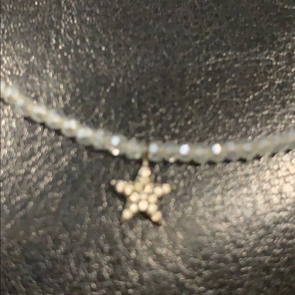 Cute stone and star choker - Picture 2 of 4